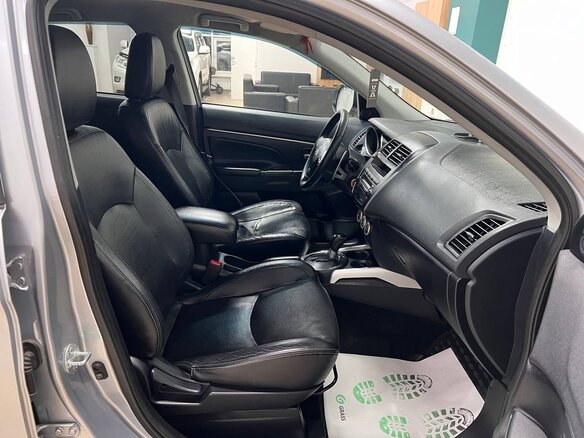 2010 Mitsubishi ASX I, серебристый, 1100000 рублей - вид 7