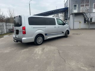 2017 Peugeot Traveller Long I, серебристый, 2200000 рублей, вид 5