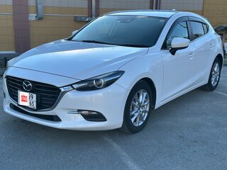 2016 Mazda Axela III Рестайлинг, белый, 1400000 рублей, вид 1