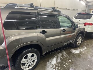 2003 Mitsubishi Endeavor, серый, 1000000 рублей, вид 2