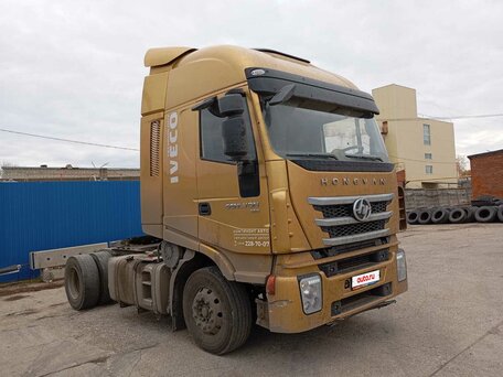 2023 IVECO-Hongyan 4x2, жёлтый, 2635425 рублей, вид 2