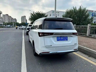 2022 Wuling Jiachen, белый, 1123000 рублей, вид 4