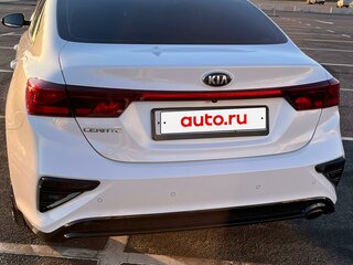 2019 Kia Cerato IV, белый, 2000000 рублей, вид 4