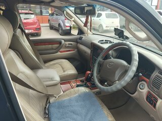 2002 Toyota Land Cruiser Cygnus 100 Series, чёрный, 1999999 рублей, вид 5