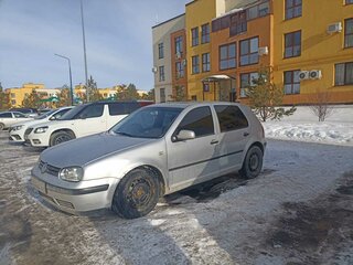 2000 Volkswagen Golf IV, серебристый, 230000 рублей, вид 1