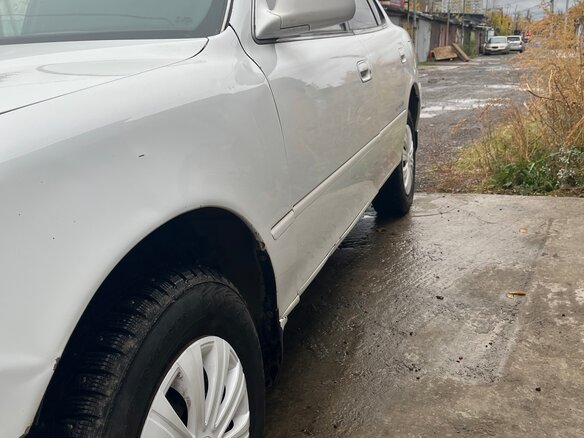 1994 Toyota Camry III (XV10), белый, 260000 рублей - вид 3