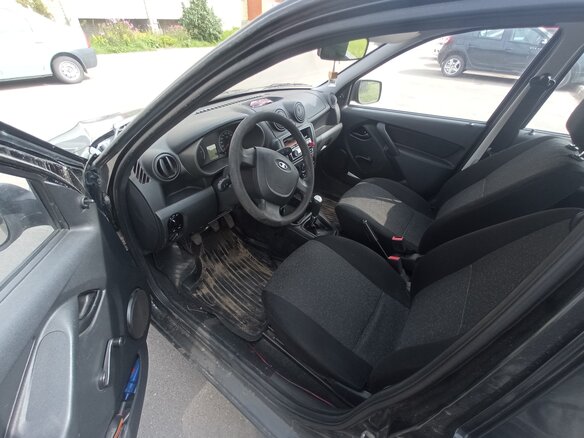 2012 Lada (ВАЗ) Granta I, чёрный, 350000 рублей - вид 4