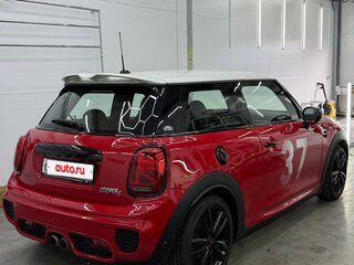 2020 Mini Hatch Cooper S III (F55/F56) Рестайлинг, красный, 3200000 рублей, вид 3