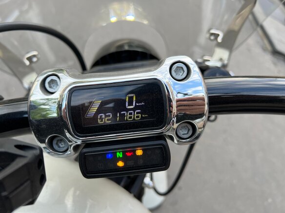 2019 Harley-Davidson Breakout, белый, 1900000 рублей - вид 5