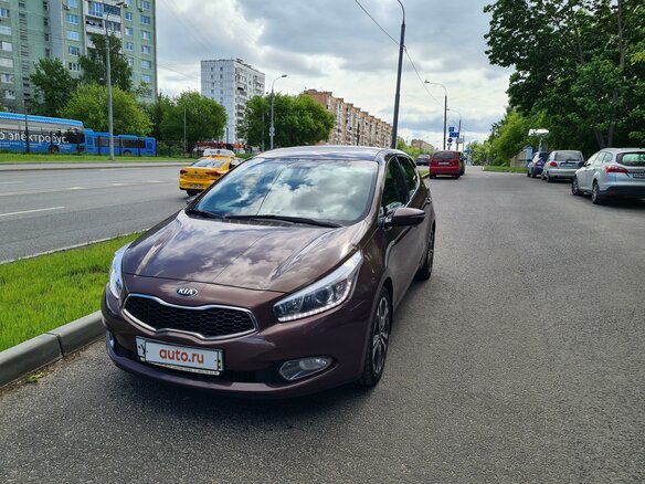 2014 Kia Ceed II, коричневый - вид 1