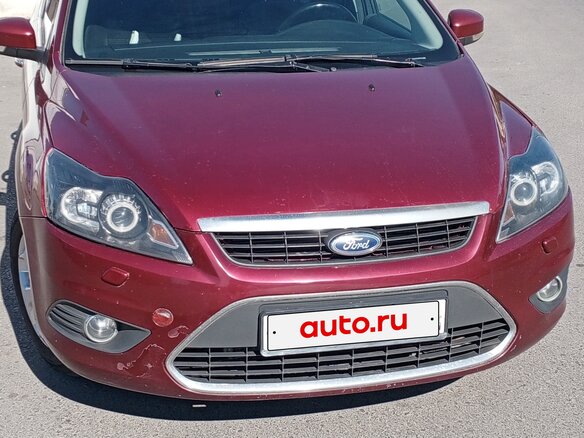 2009 Ford Focus II Рестайлинг, пурпурный, 600000 рублей