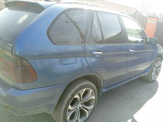 2001 BMW X5 3.0i I (E53), синий, 1200000 рублей, вид 4