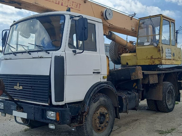 2009 Ивановец КС-35715, белый