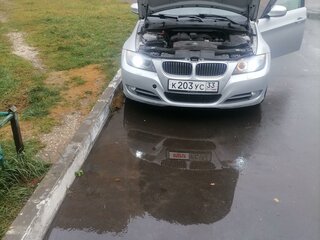 2011 BMW 3 серии 320i V (E90/E91/E92/E93) Рестайлинг, серебристый, 850000 рублей, вид 3