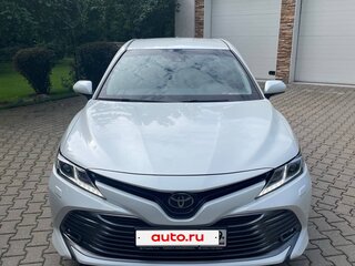 2021 Toyota Camry VIII (XV70), белый, 3200000 рублей, вид 2