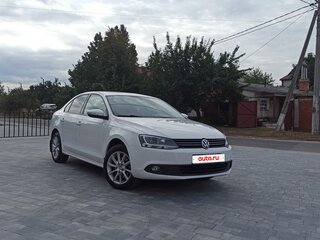 2012 Volkswagen Jetta VI, белый, 1350000 рублей, вид 1