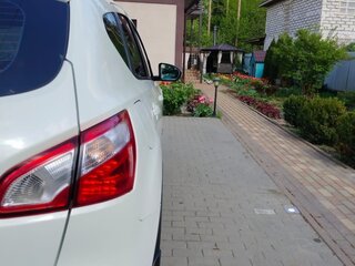 2013 Nissan Qashqai I Рестайлинг, белый, 1110000 рублей, вид 5