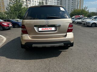 2005 Mercedes-Benz M-Класс 350 II (W164), бежевый, 1150000 рублей, вид 5