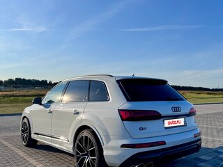 2021 Audi Q7 55 TFSI II (4M) Рестайлинг, белый, 5175000 рублей, вид 4