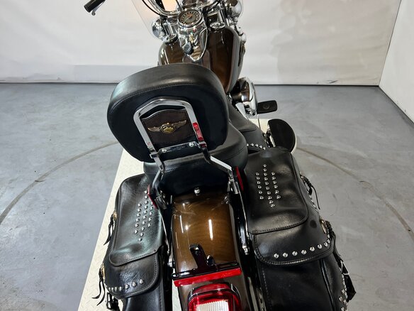 2013 Harley-Davidson Heritage, коричневый, 1010000 рублей - вид 3