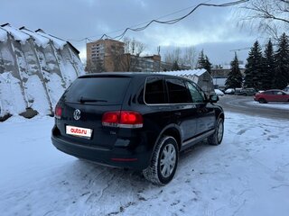 2005 Volkswagen Touareg I, чёрный, 800000 рублей, вид 5