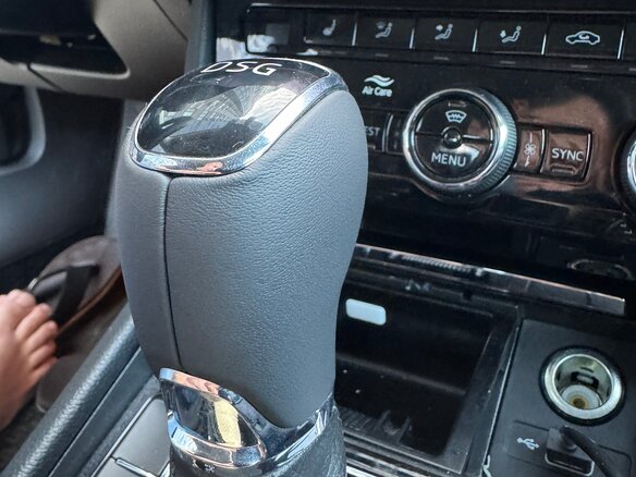 2019 Skoda Superb III, белый, 2050000 рублей - вид 15