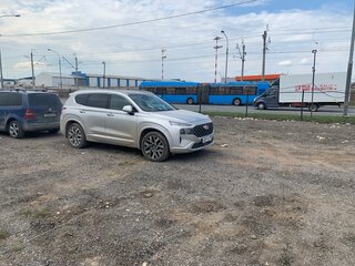 2022 Hyundai Santa Fe IV Рестайлинг, серебристый, 4000000 рублей, вид 2