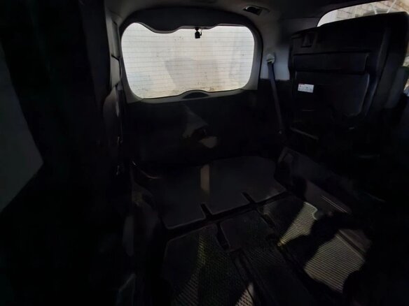 2014 Toyota Voxy III (R80), чёрный - вид 10