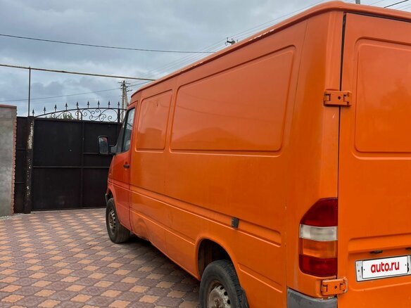 1998 Mercedes-Benz Sprinter, оранжевый, 999999 рублей - вид 5