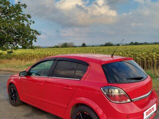 2007 Opel Astra H Рестайлинг, красный, 500000 рублей, вид 3