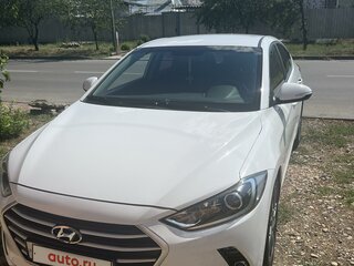 2016 Hyundai Avante VI, белый, 1880000 рублей, вид 1