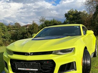 2019 Chevrolet Camaro ZL1 VI Рестайлинг, жёлтый, 10100000 рублей, вид 3