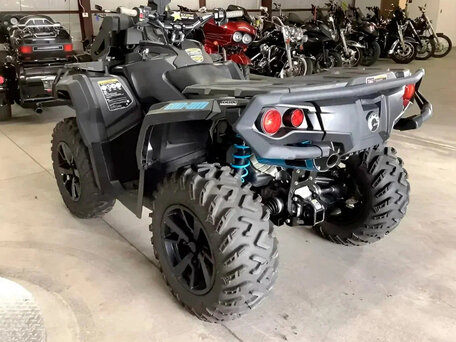 2025 BRP Can-Am Outlander 1000, чёрный, 2601300 рублей, вид 2
