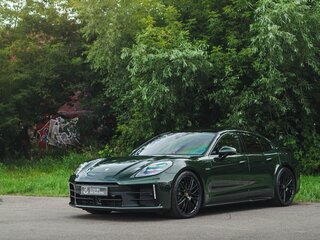 2024 Porsche Panamera 4 E-Hybrid III, зелёный, 17000000 рублей, вид 1