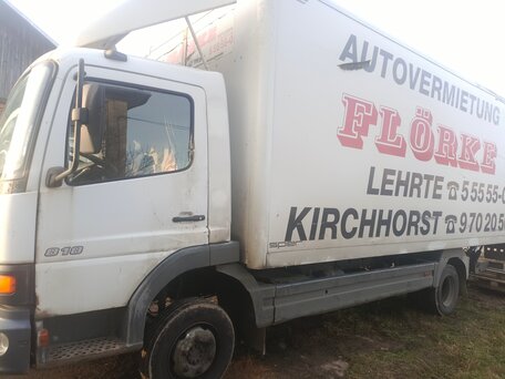 2003 Mercedes-Benz Atego, белый, 2500000 рублей, вид 2