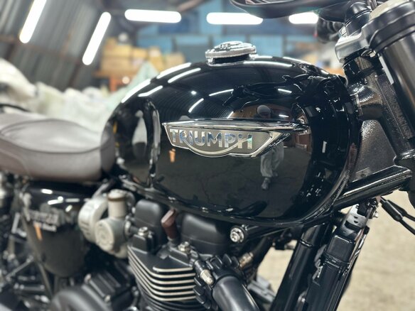 2020 Triumph Bonneville T120, чёрный, 1270000 рублей - вид 19