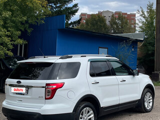 2013 Ford Explorer V, белый, 1900000 рублей, вид 4