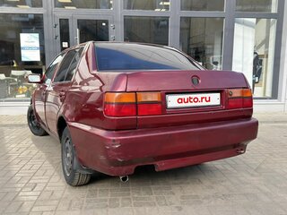 1993 Volkswagen Vento, красный, 70000 рублей, вид 2
