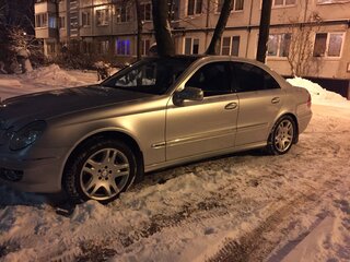 2008 Mercedes-Benz E-Класс 280 III (W211, S211) Рестайлинг, серебристый, 1500000 рублей, вид 2