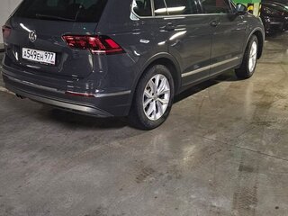 2020 Volkswagen Tiguan II, серый, 3749971 рублей, вид 4