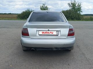 1996 Audi A4 I (B5), серебристый, 200000 рублей, вид 2
