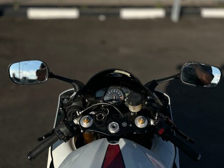 2007 Yamaha YZF-R1, белый, 660000 рублей, вид 1