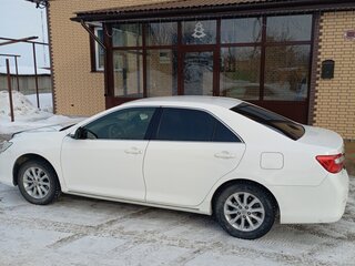 2013 Toyota Camry VII (XV50), белый, 1750000 рублей, вид 5