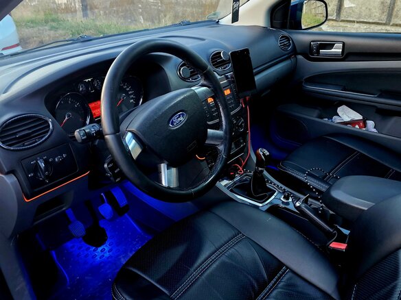 2011 Ford Focus II Рестайлинг, синий, 750000 рублей - вид 12