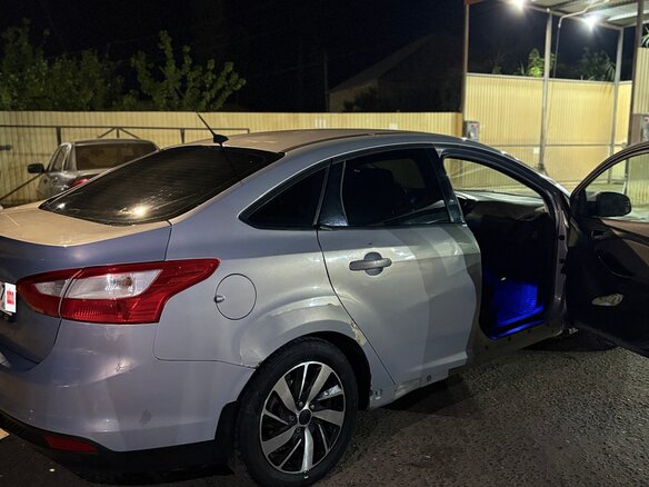 2012 Ford Focus III, серебристый, 590000 рублей - вид 1