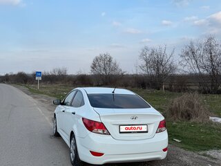 2012 Hyundai Solaris I, белый, 720000 рублей, вид 5