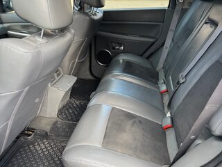 2007 Jeep Grand Cherokee SRT8 III (WK), серебристый, 2500000 рублей, вид 5