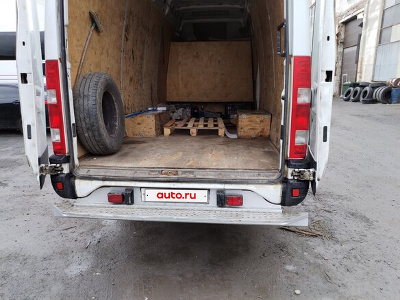 2012 Iveco Daily, белый - вид 2