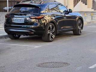 2014 Infiniti QX70, чёрный, 2399000 рублей, вид 2