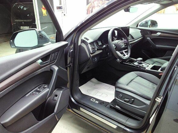 2020 Audi Q5 45 TFSI II (FY) Рестайлинг, серый, 4755000 рублей - вид 6